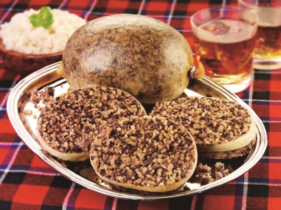 哈革斯(haggis),是一道传统的苏格兰菜,享有苏格兰国菜的地位